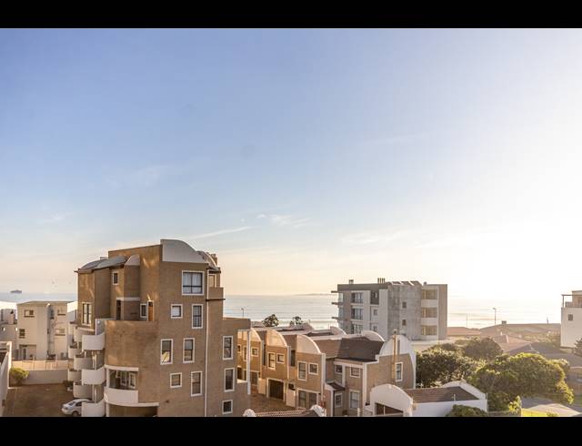 2 BEDROOM APARTMENT SOLD IN BLOUBERGRANT